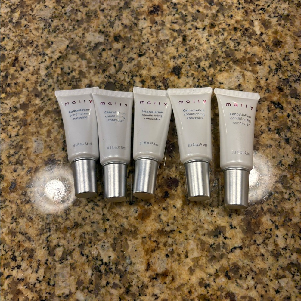 Mally Cancellation Conditioning Concealer‎ in Rich SPF 25 NEW Lot 5 .3oz tubes